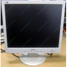 Монитор 17" TFT Philips 170S с битым пикселем в Южно-Сахалинске, белый (Южно-Сахалинск)