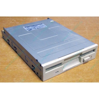 Флоппи-дисковод 3.5" Samsung SFD-321B белый (Южно-Сахалинск)